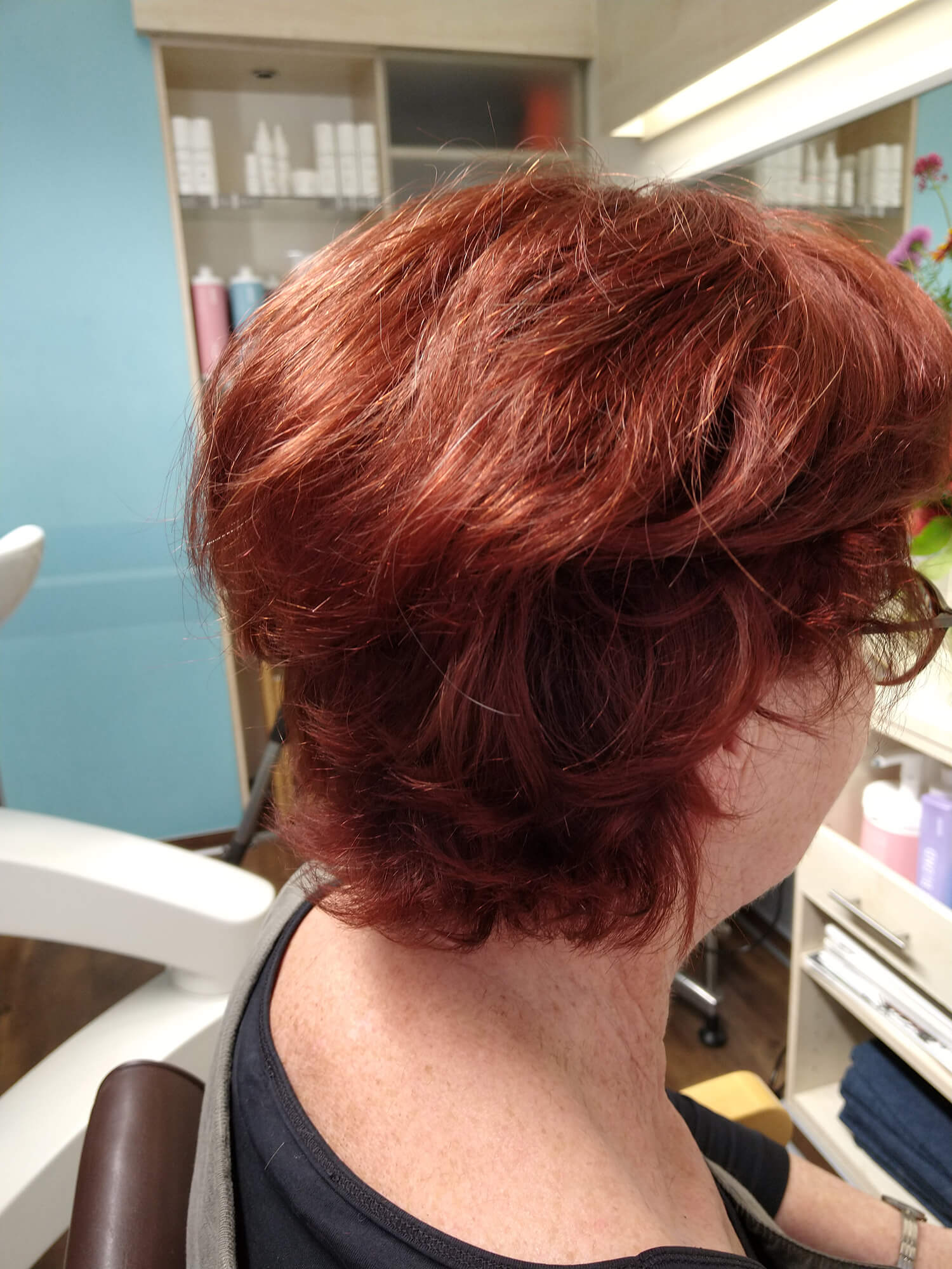 Rothaarige Kurzhaar-Frisur